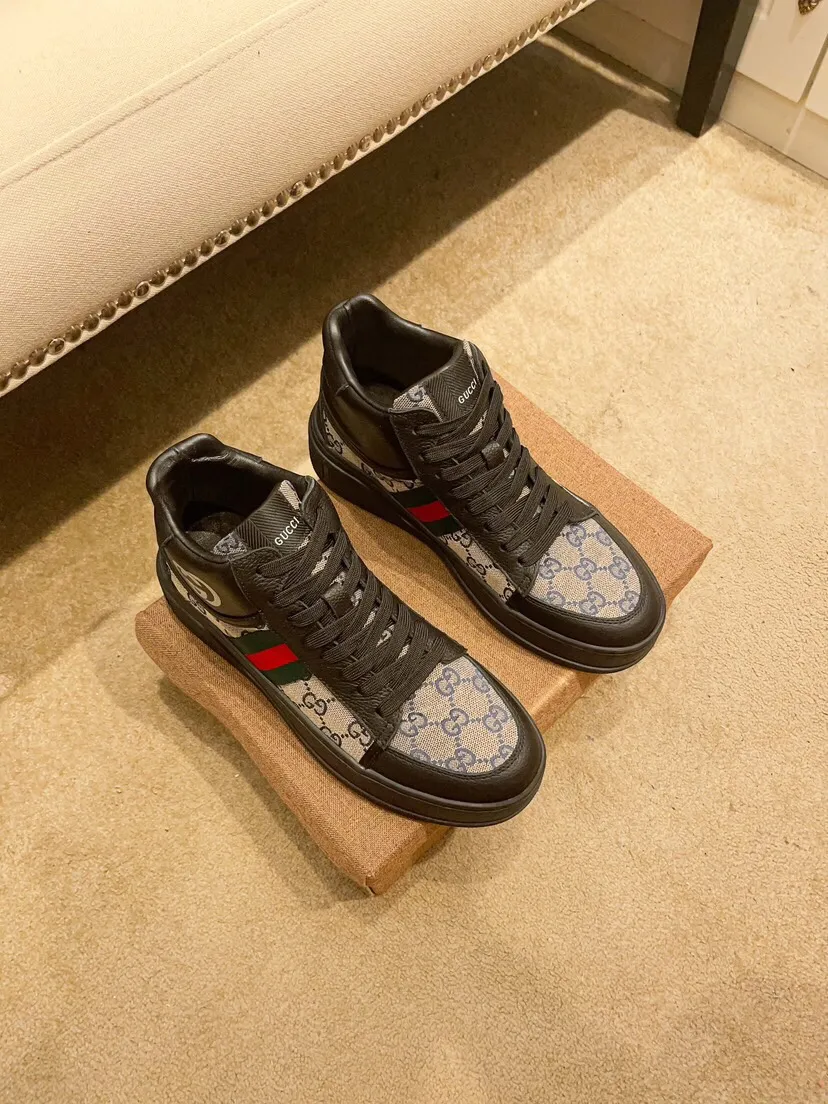 Factory price 440 [Gucci] Gucci's latest high-top casual Korean-style men's shoes, brand new autumn and winter design, perfect workmanship, cabinet quality, upper: cowhide material, leather lining; soft and comfortable, rubber outsole ultra-light, wear-resistant, simple, versatile fashion men's shoes, color optional, size 38--44